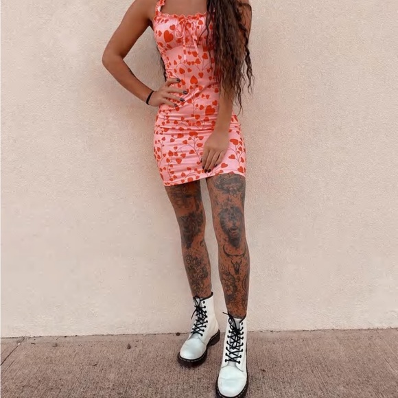 NWOT Doc Marten 1460 Women’s Smooth Leather Lace Up Boots Size 6 - Picture 6 of 16